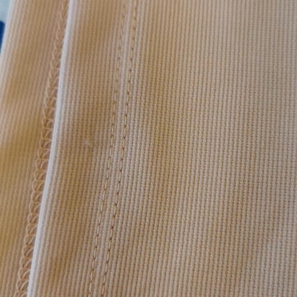 Kim Kardashian Peach colored dress - Picture 5 of 5